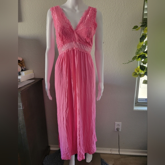 Barbiecore Maxi Nightgown - Picture 1 of 9